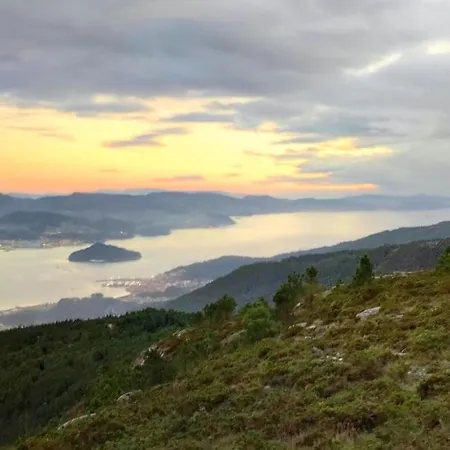 Casa Angelita Terraza Con Horreo Y Barbacoa Poio