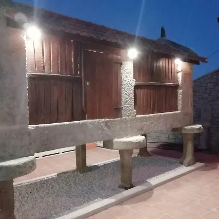 Casa Angelita Terraza Con Horreo Y Barbacoa