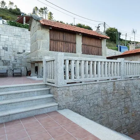 Holiday home Casa Angelita Terraza Con Horreo Y Barbacoa *